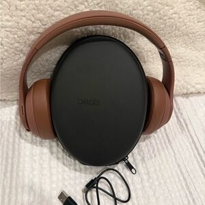 Beats Wireless Headphones with Black Case